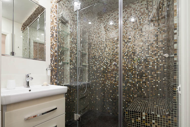 ул.Александры Монаховой 2+1 объединение квартир