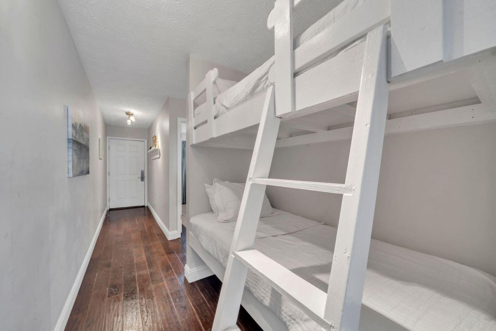 BEACHSIDE CONDO