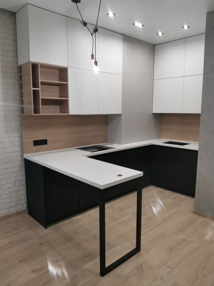 НМ, Объект "Морская Звезда" на ул.Оптиков