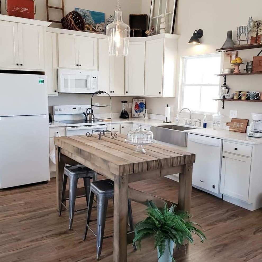 Kitchen - kitchen idea in Cincinnati