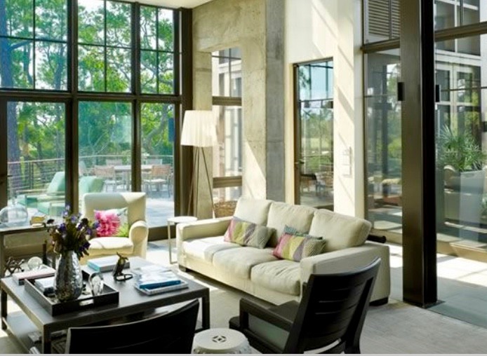 Example of a minimalist home design design in Chicago