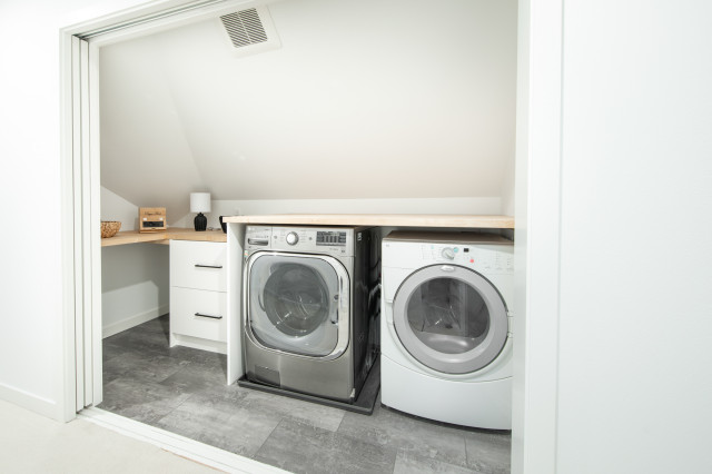 1990s Major Remodel contemporary-utility-room