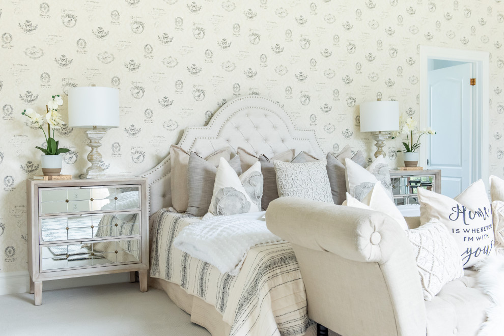 Home design - transitional home design idea in Toronto