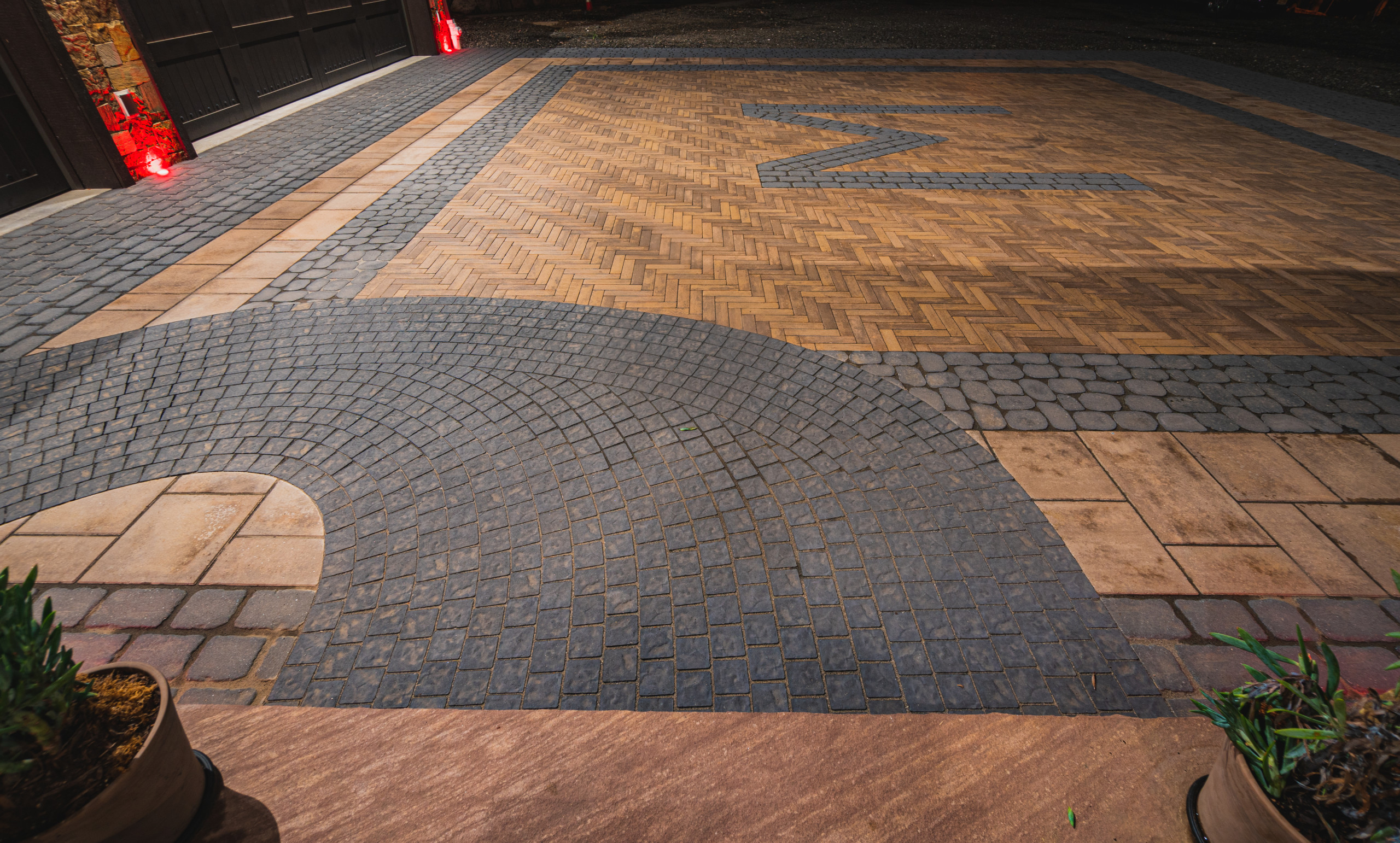 Award Winning Driveway Courtyard