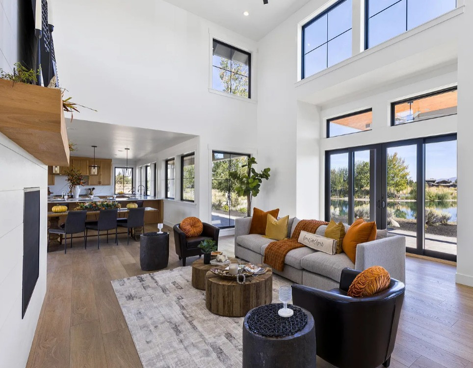 Bearing Dr New Construction Staging - Juniper Reserve (Pronghorn)