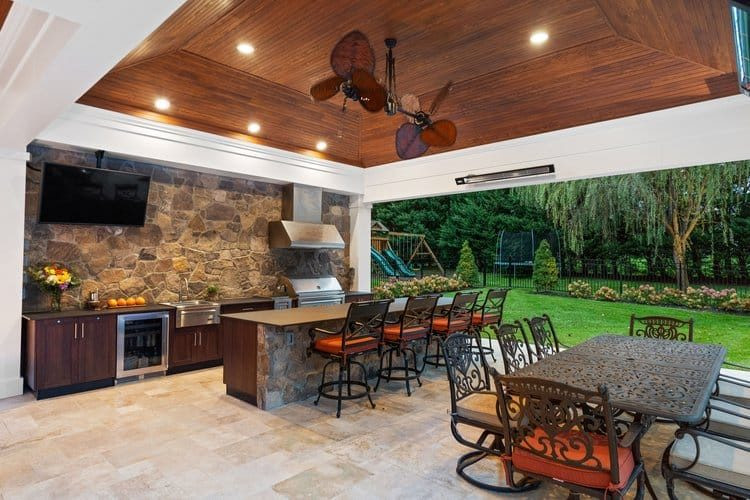 The Raspberry Falls Estate — A Leesburg, VA Estate