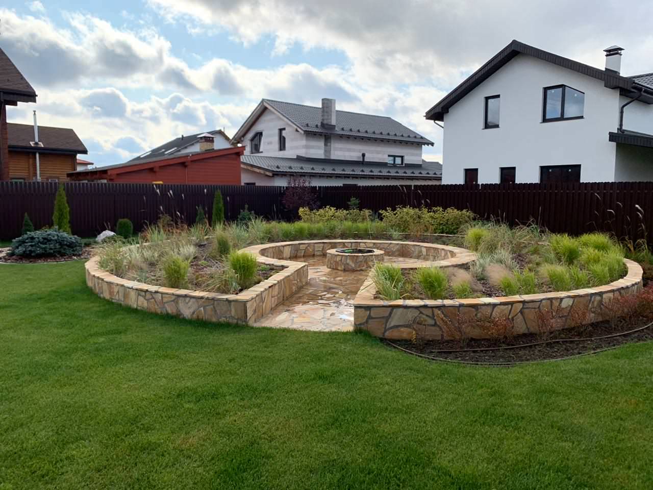 Ландшафтный дизайн 10 соток, КП "Белаго"