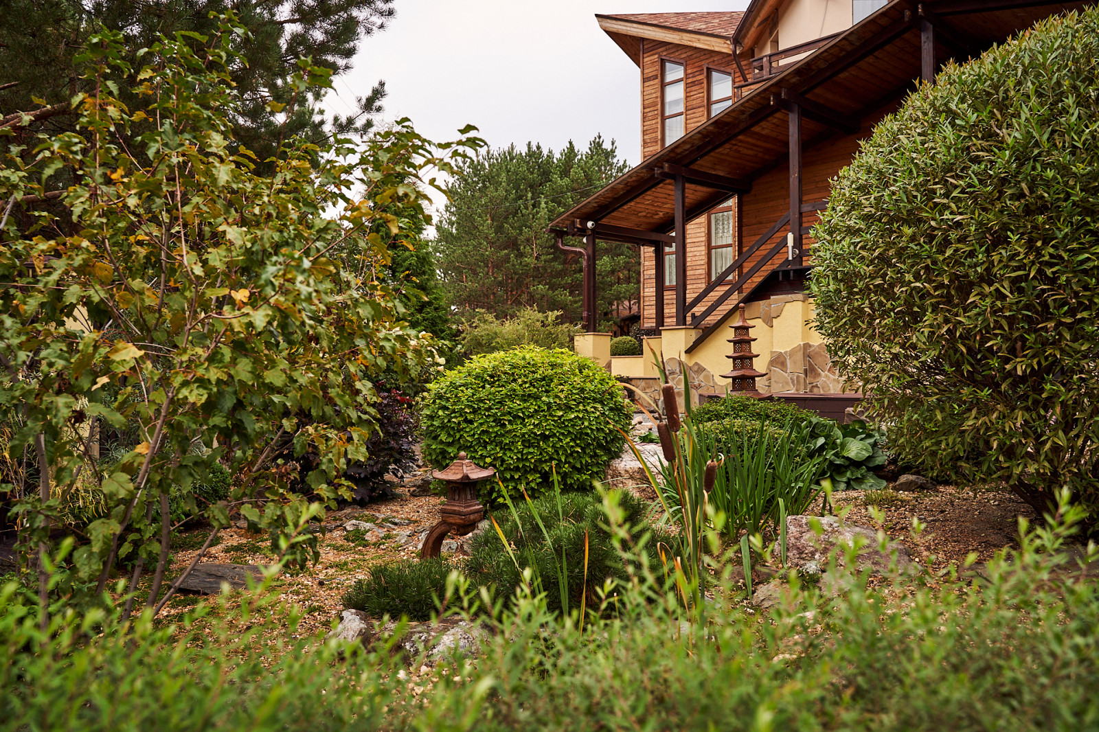 Японский садик "Живи,созерцая..."