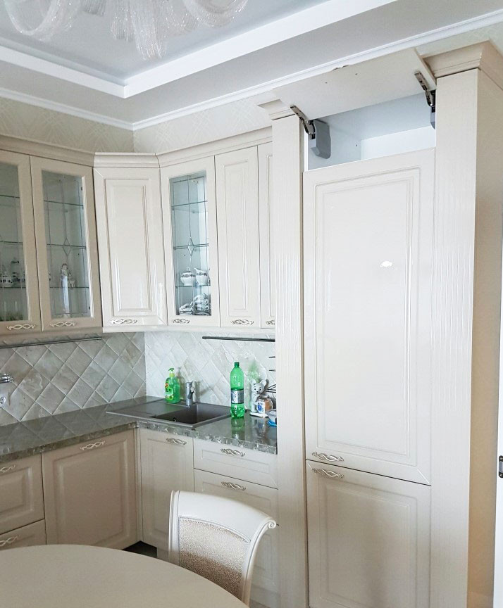 Кухня Византия, глянец - пенал