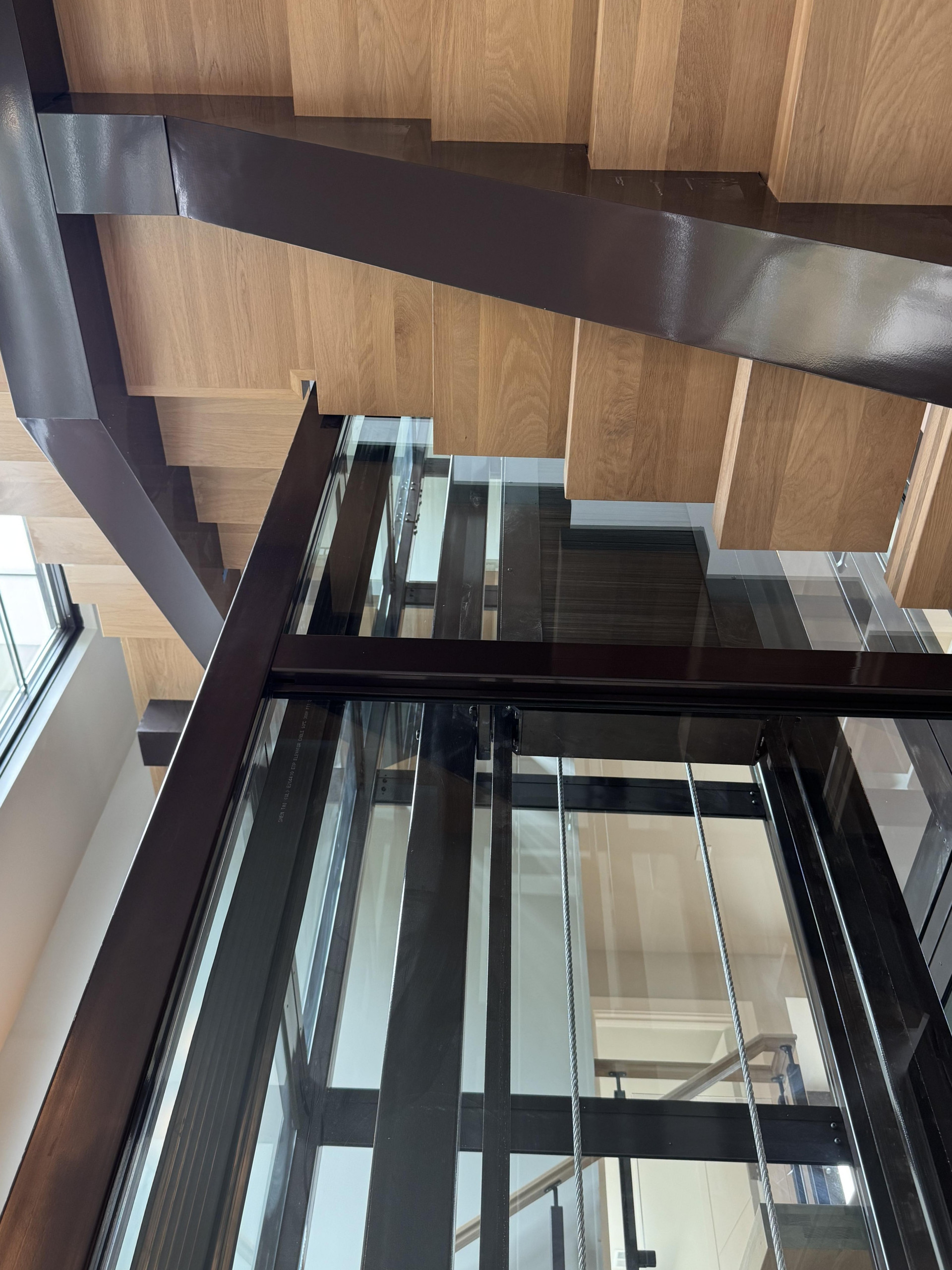 136_Modern Mono-Beam Encircling Glass Elevator, Bethesda, MD 20814