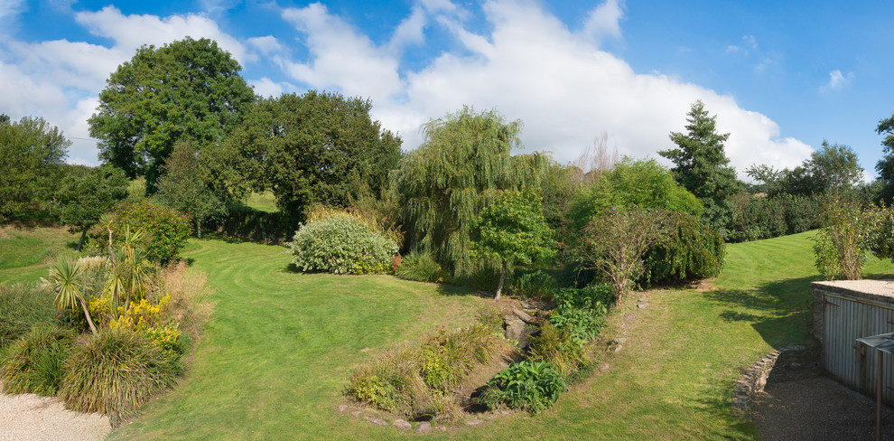 Photo of a country garden in Devon.