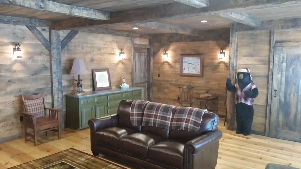 Mountain style home design photo in Boston