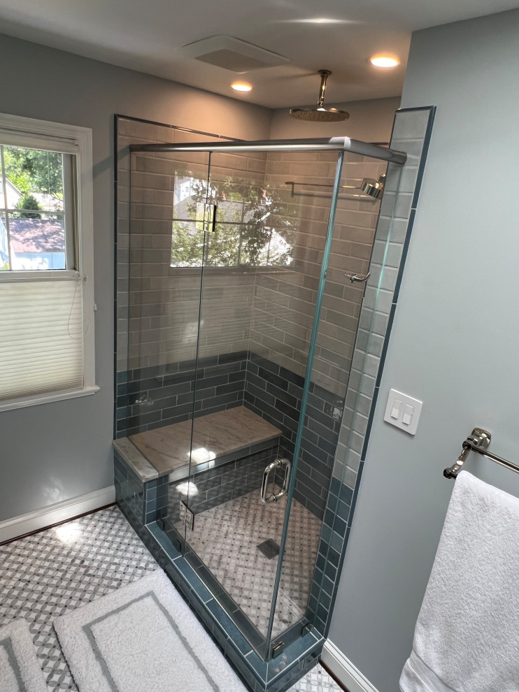 A fantastic new shower with Rain Feature!