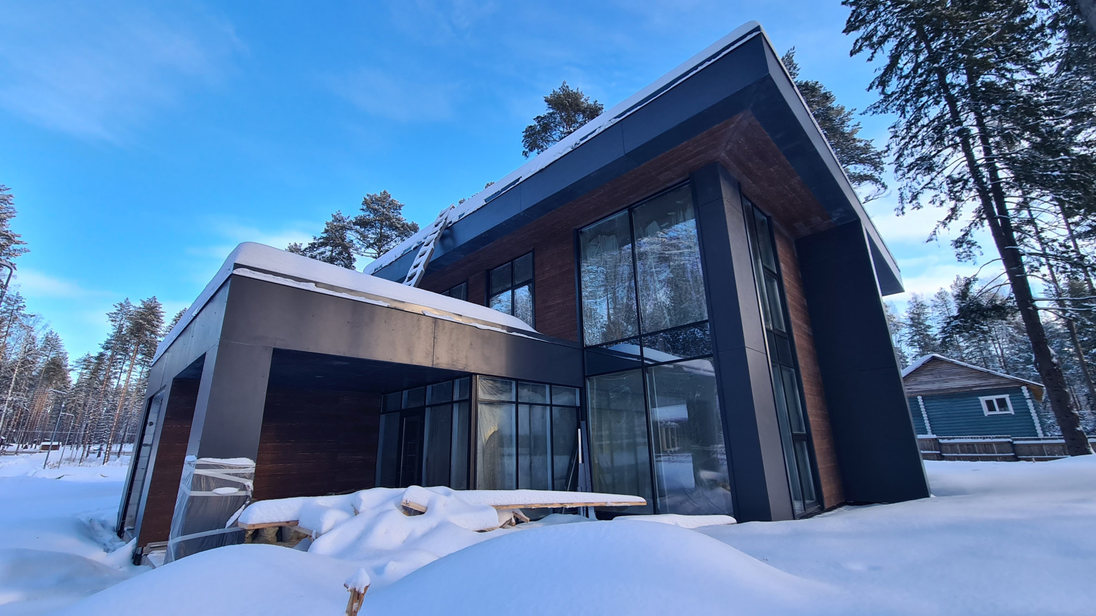 Modern Hi-tech 217+83+49