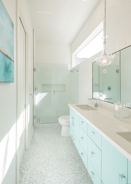 Bathroom contemporary-bathroom