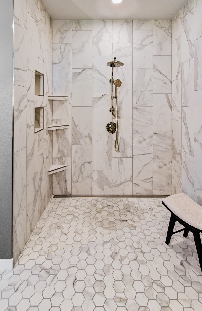 Inspiration for a contemporary master bathroom in Other with a curbless shower, white tile, porcelain tile, mosaic tile floors, white floor, an open shower and a niche.