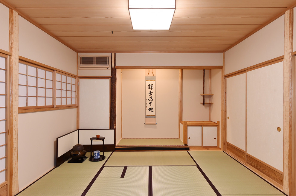 他の地域にある和風のおしゃれなリビングの写真