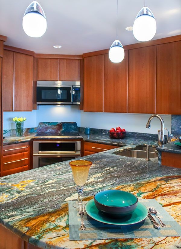 Transitional kitchen photo in Boston