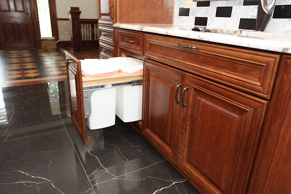 Inspiration for a transitional home design remodel in Indianapolis
