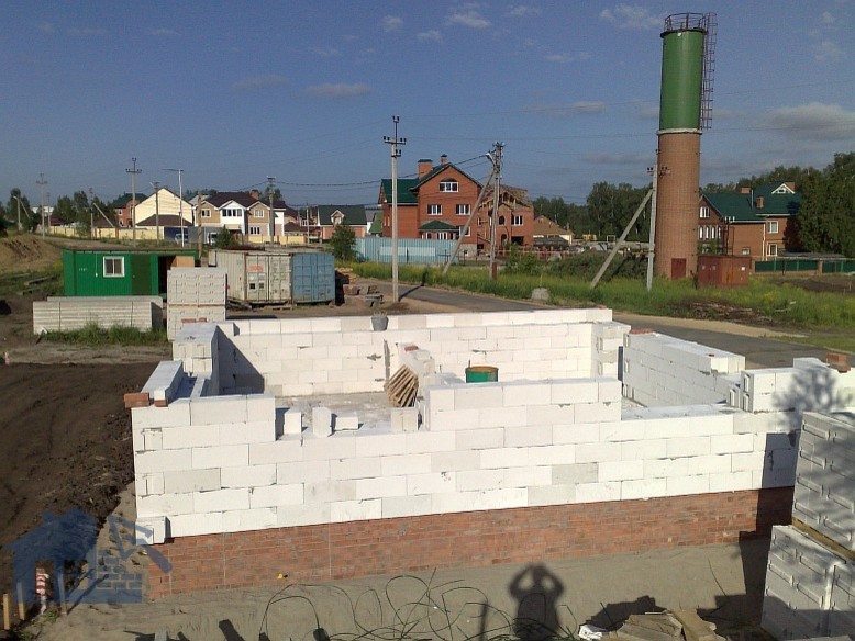 Дома и котеджи из кирпича и газоблока (газобетона) "под ключ"