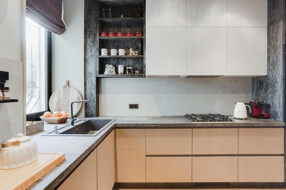 Необычное сочетание березы Old legno naturale, структурного шпона и эмали