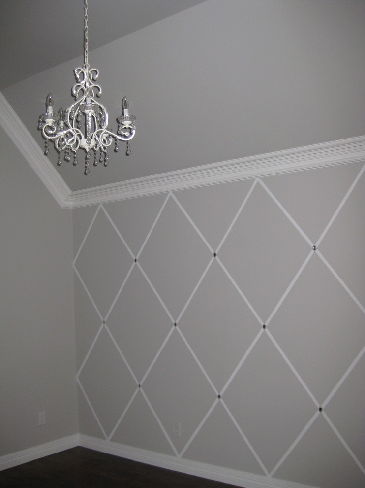 Home design - transitional home design idea in Dallas