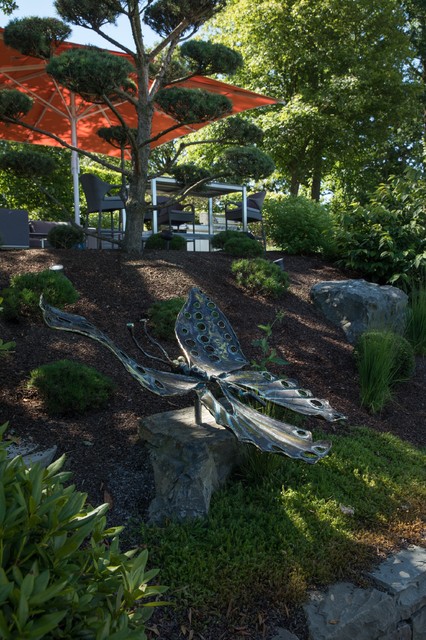 Privatgarten II Hangtr&auml;ume contemporary-garden