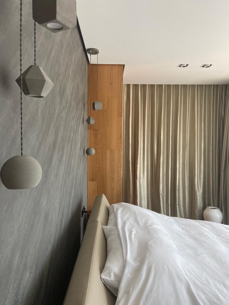 Дом молодого мужчины