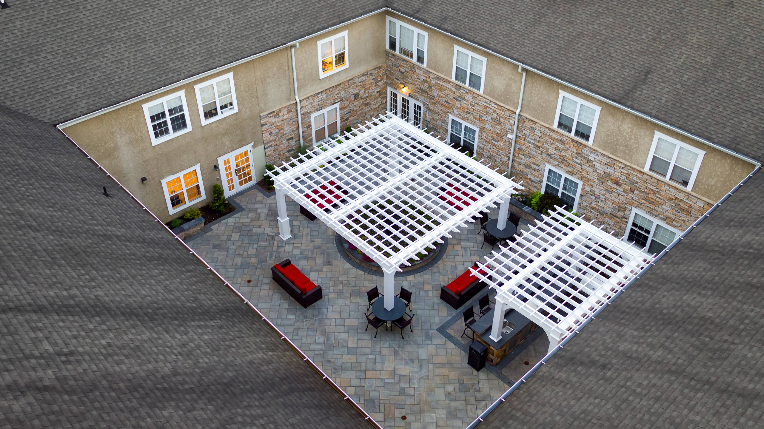 Hamilton NJ Interior Courtyard