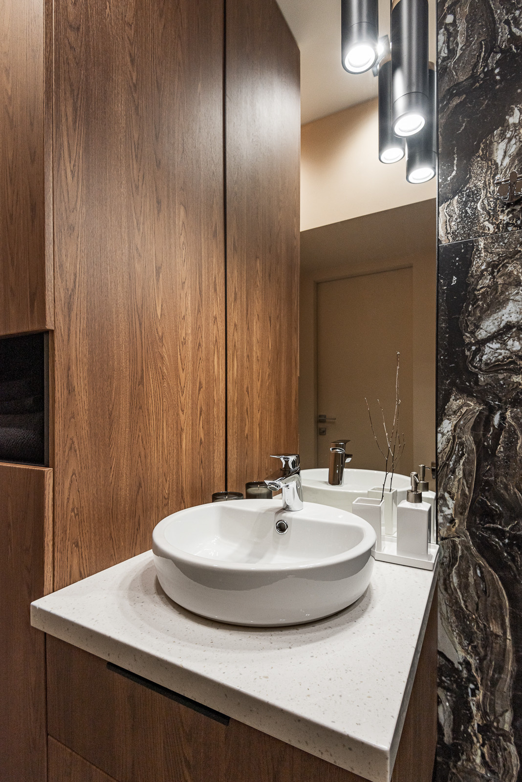 Реализованный проект трёхкомнатной квартиры в современном стиле, г. Уфа.