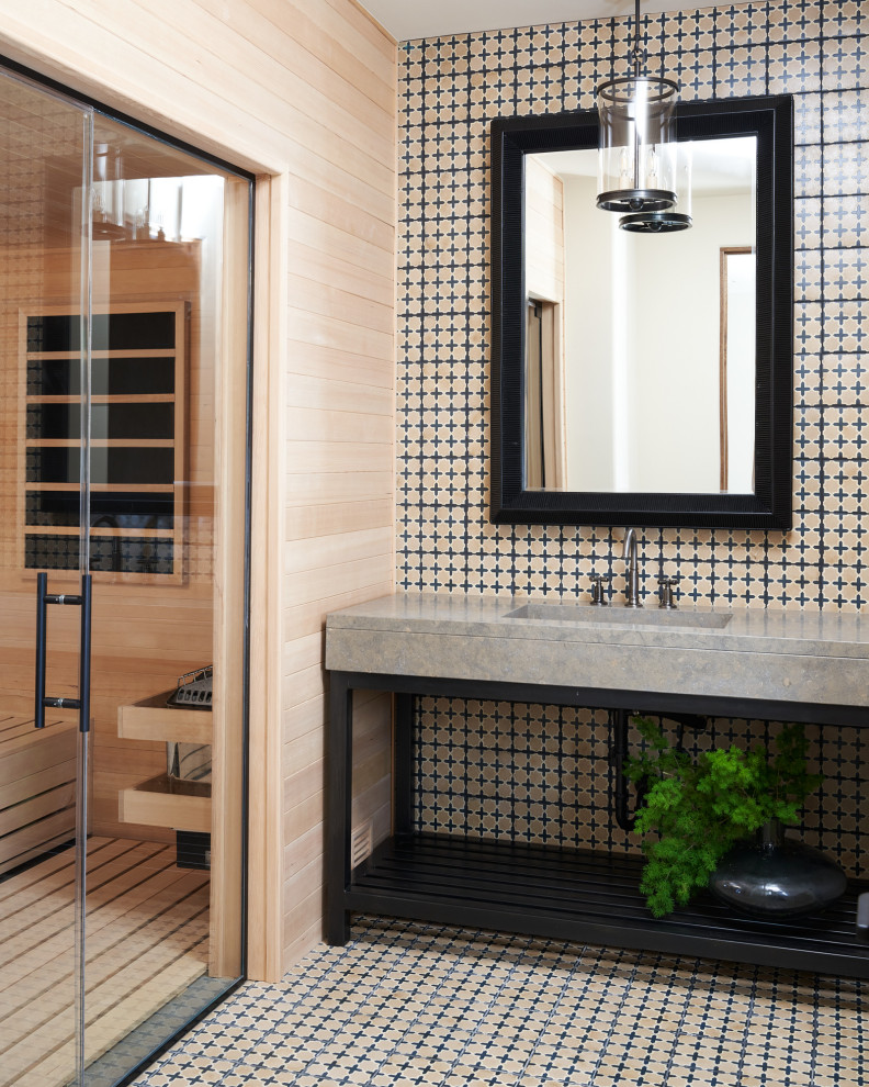 Example of a tuscan bathroom design in Phoenix