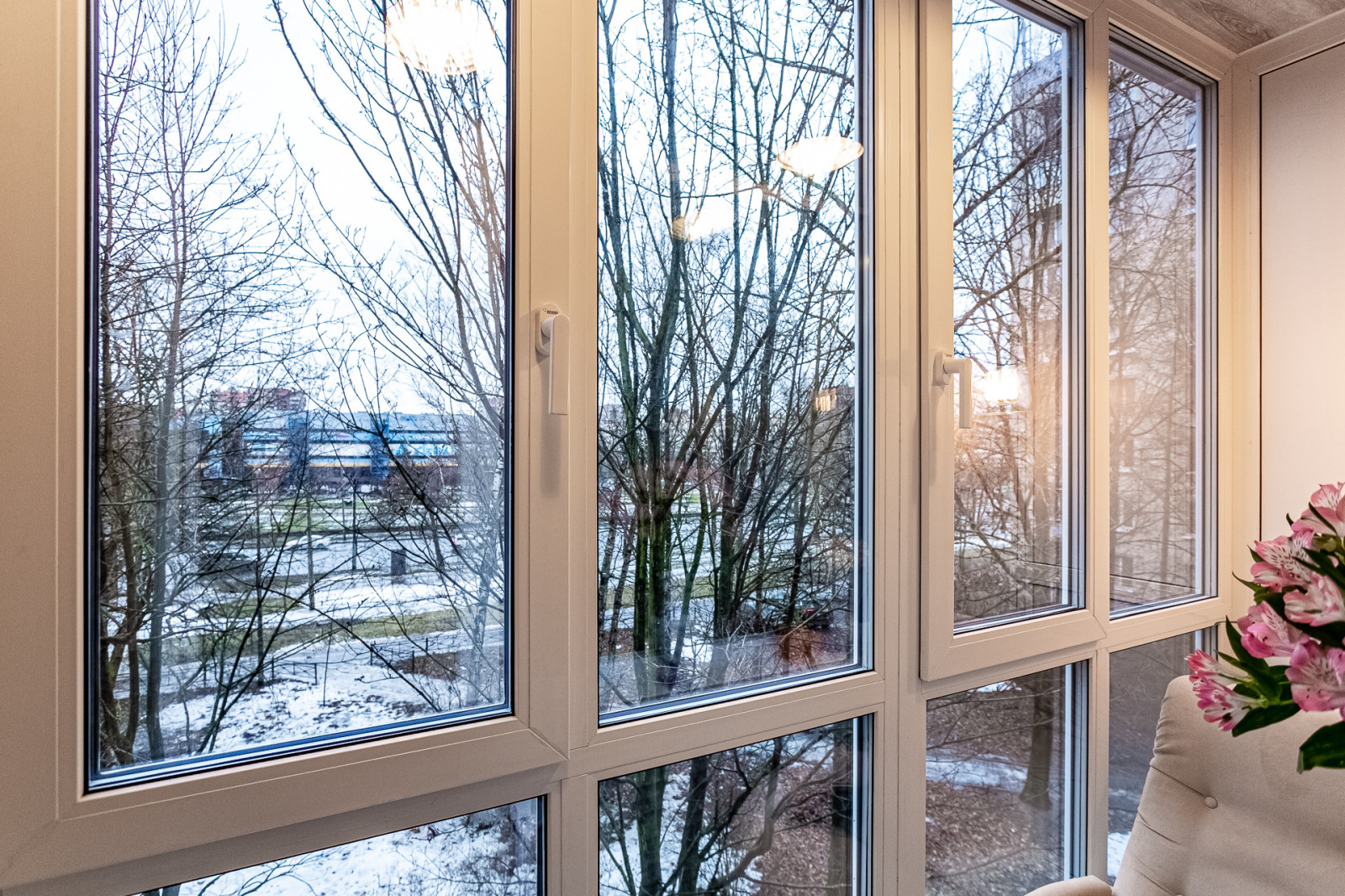 Остекление Балконов и лоджий с отделкой