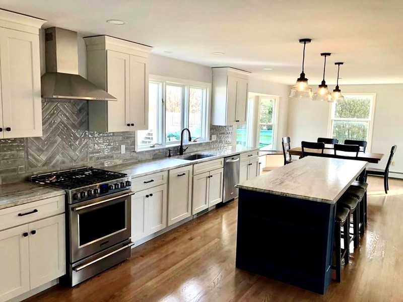 Transitional kitchen photo in Providence