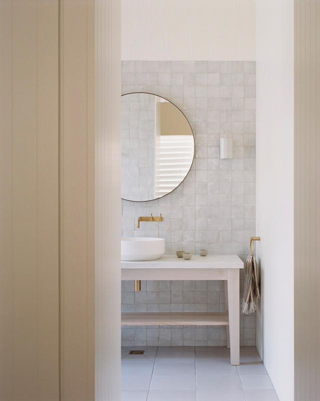 Пример оригинального дизайна: ванная комната в морском стиле