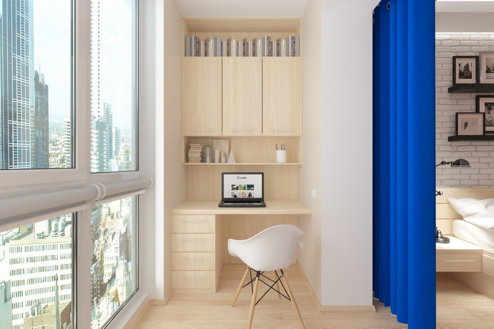 Спальня с яркими акцентами