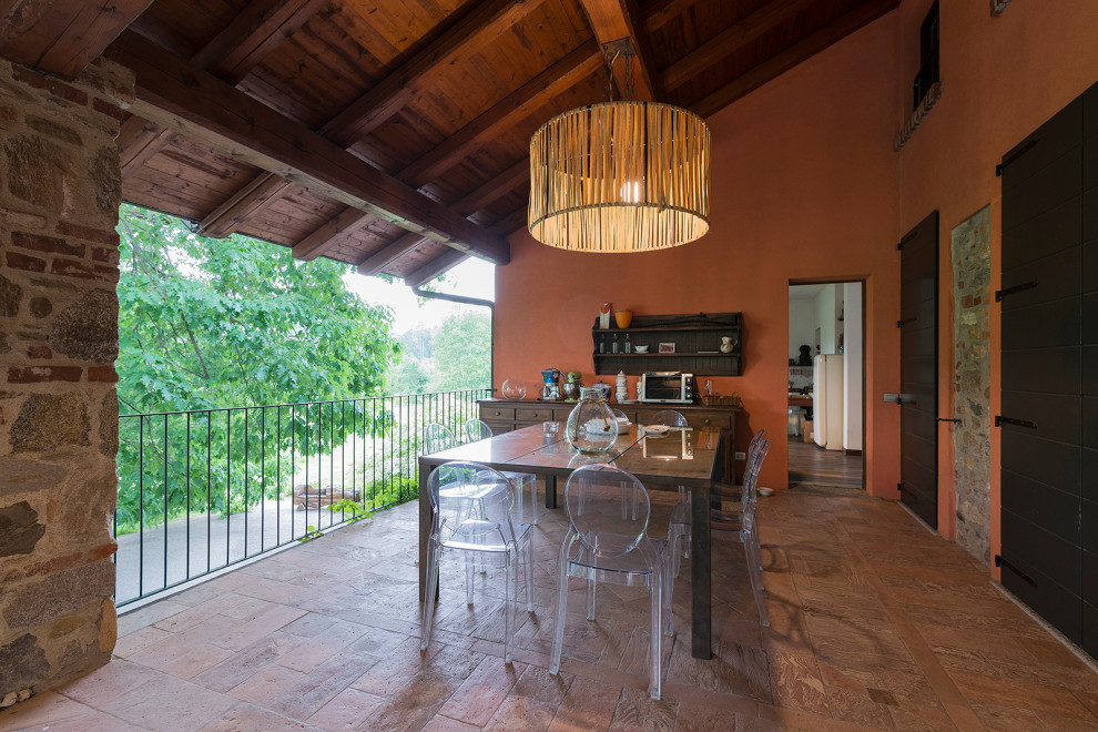 STILE SEMPLICE DAL CARATTERE DECISO