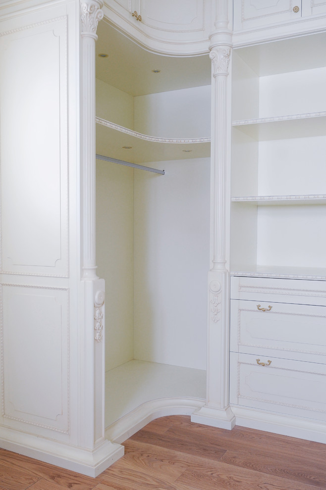 Гардеробная в Классическом стиле