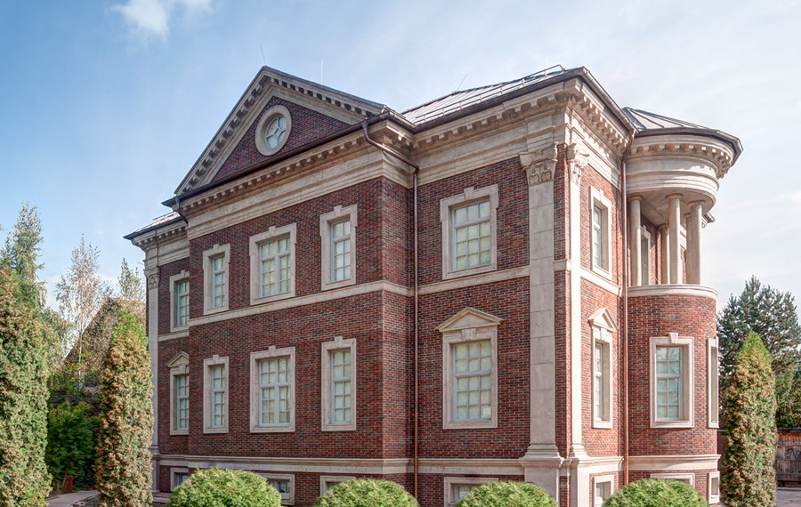 Отделка фасада дома