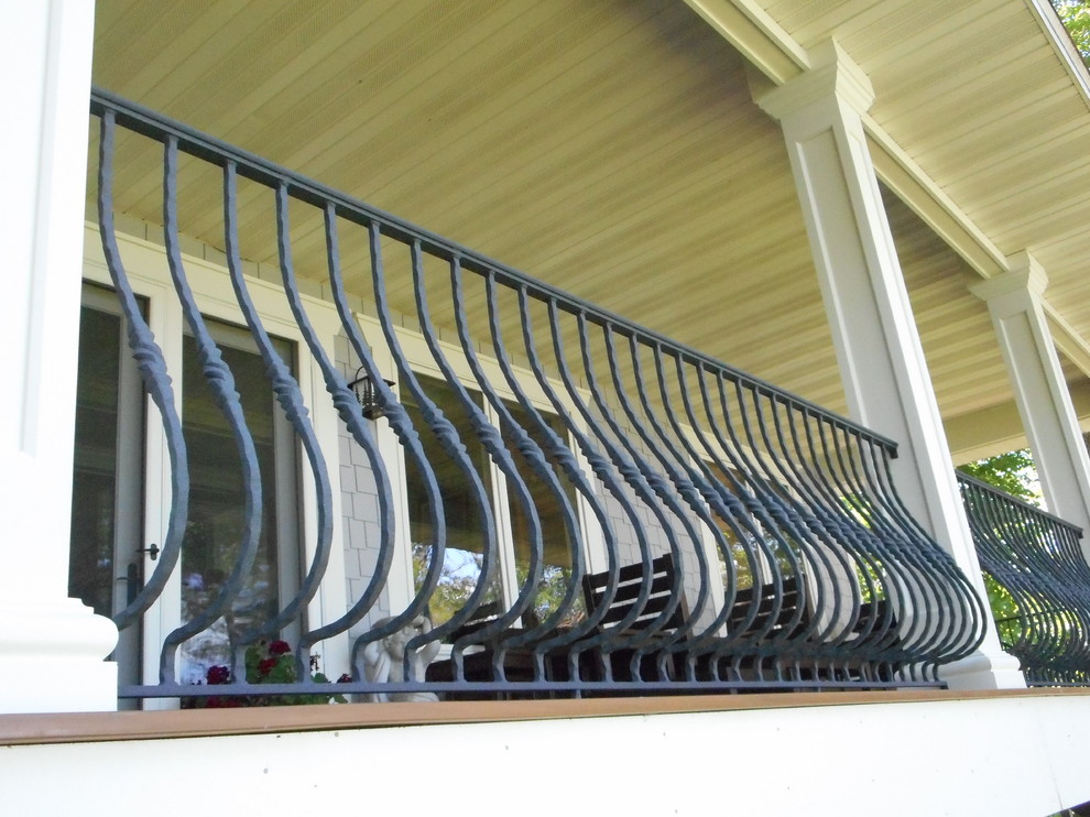 Lakeside pot belly railing - Traditional - Minneapolis - by Artistic ...