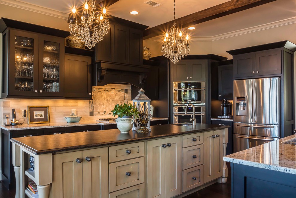 Kitchen - transitional kitchen idea