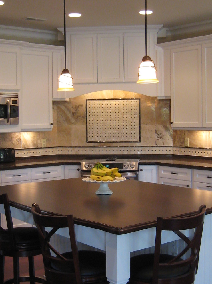 Transitional kitchen photo in Baltimore