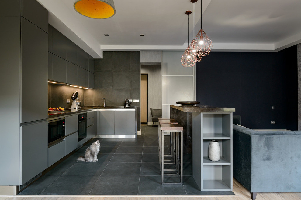 50 НЮАНСОВ СЕРОГО