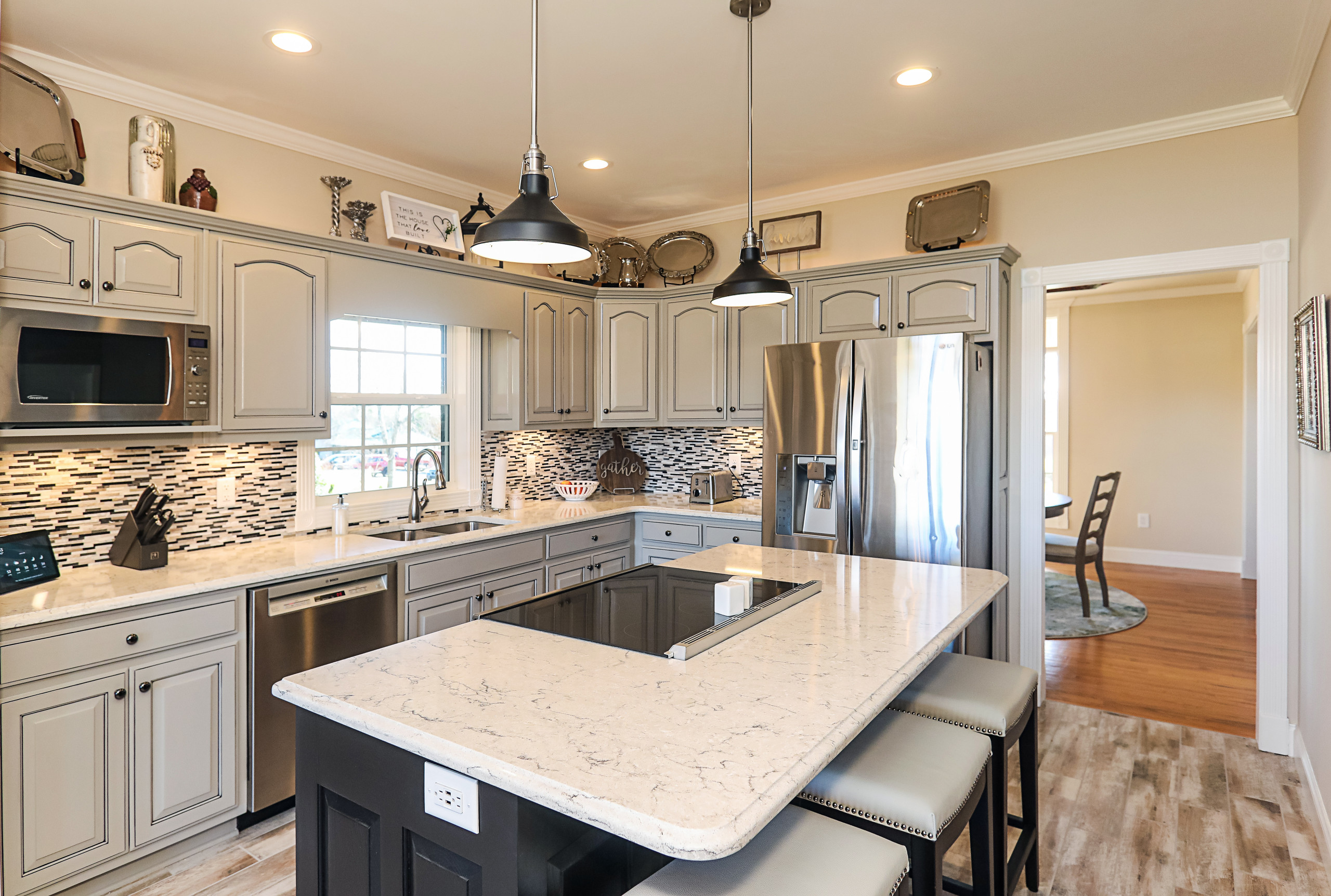 Lula Kitchen & Butler's Pantry