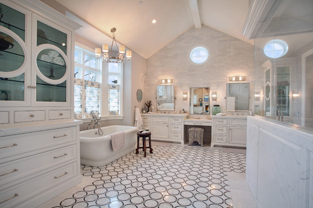 Custom Residence american-traditional-bathroom