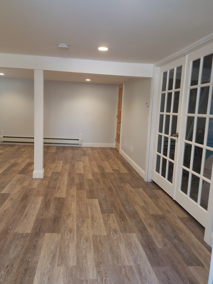 Recessed lights, wired smokes & co, vinyl floor