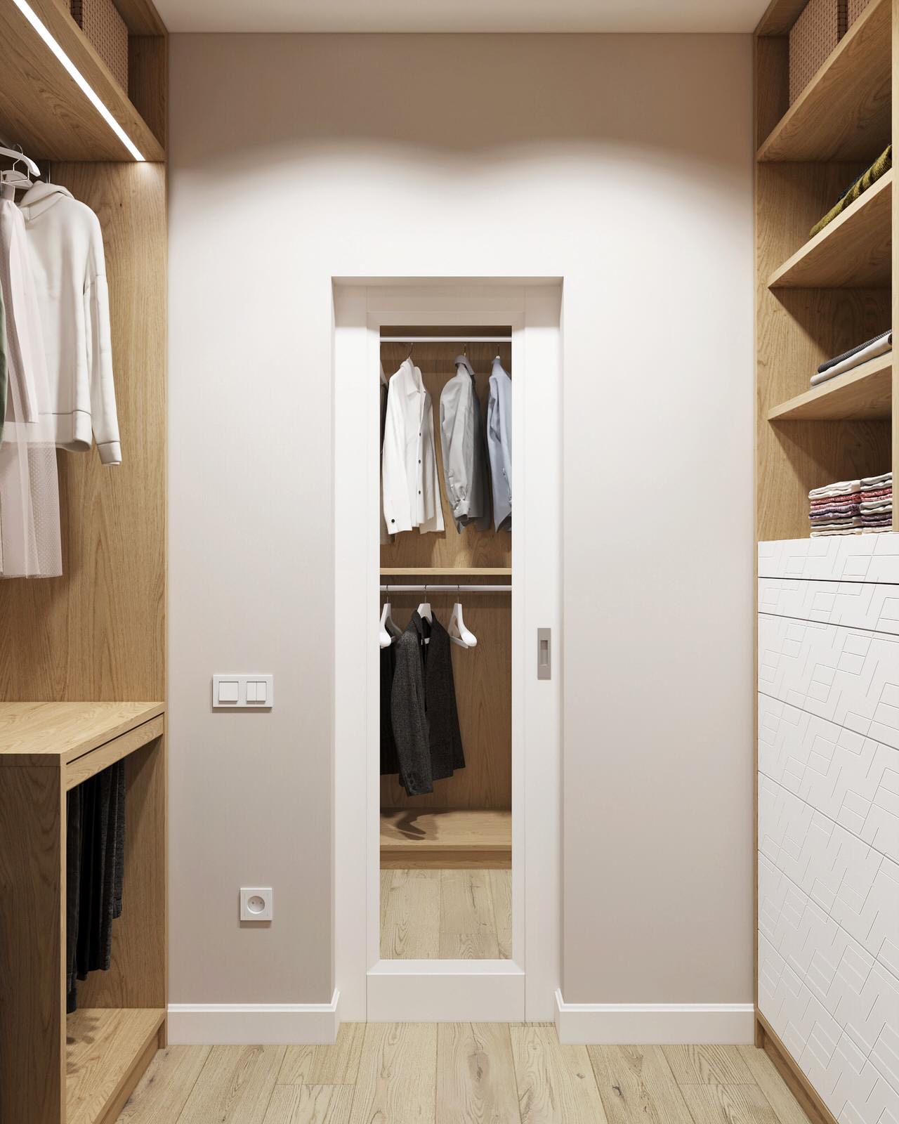 Трехкомнатная квартира в Комунарке.