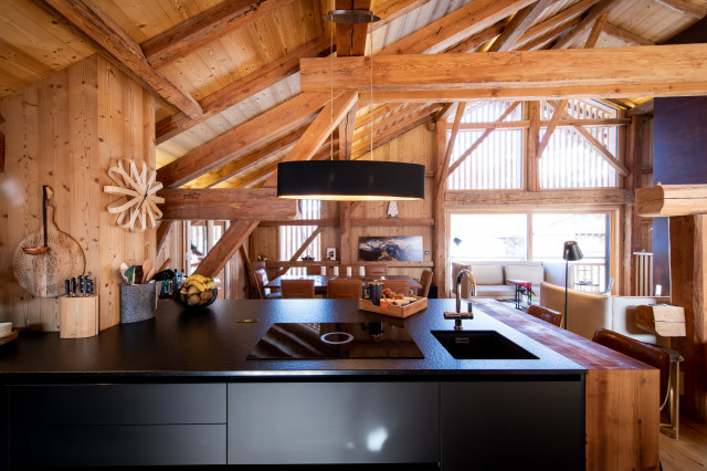 Barn Conversion Anthracite Kitchen rustikt-koekken