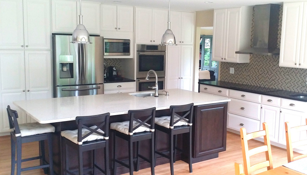 Tiled Backsplash - Kitchens