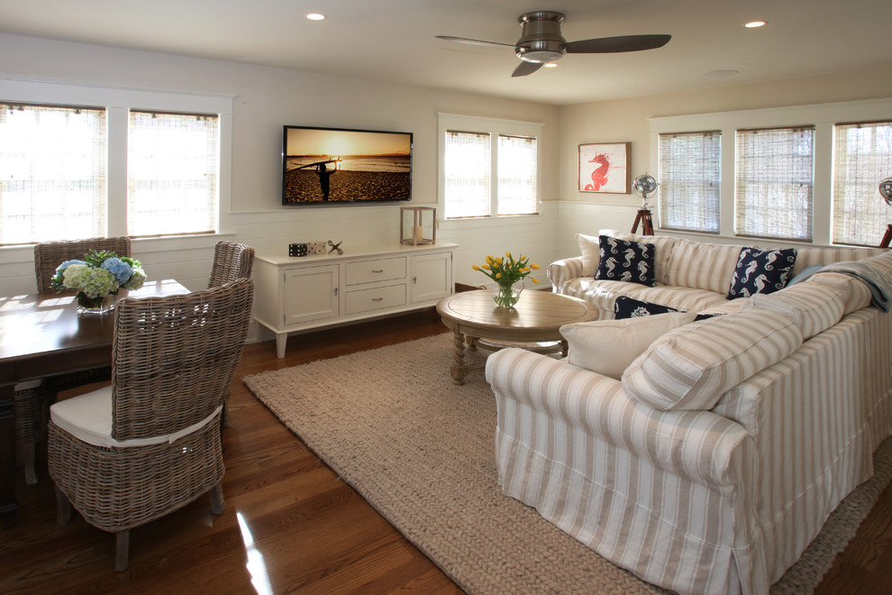 Photo of a beach style living room in Philadelphia.