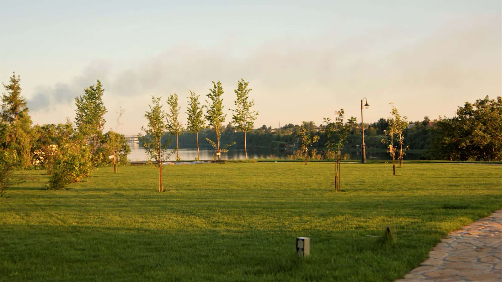 ИЗ ВАРЯГ В ГРЕКИ